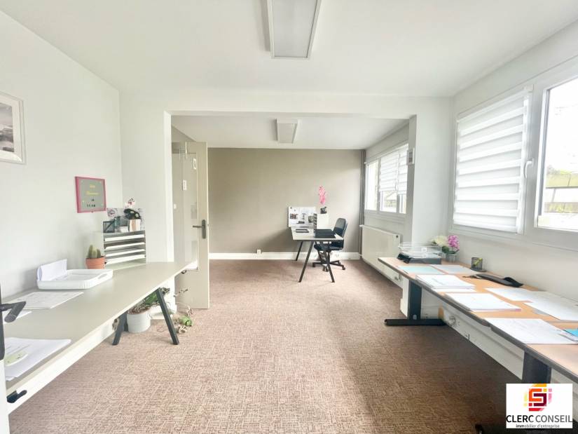 Location - Bureaux 87m² - Bois-guillaume