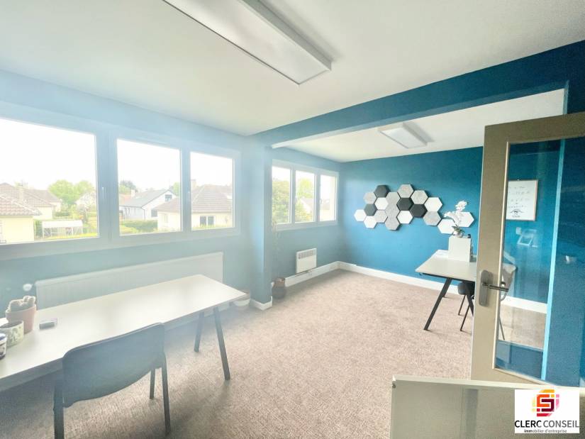 Location - Bureaux 87m² - Bois-guillaume