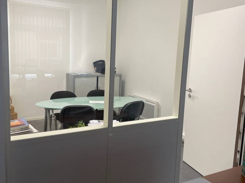 Location - Bureaux 71m² - Louviers