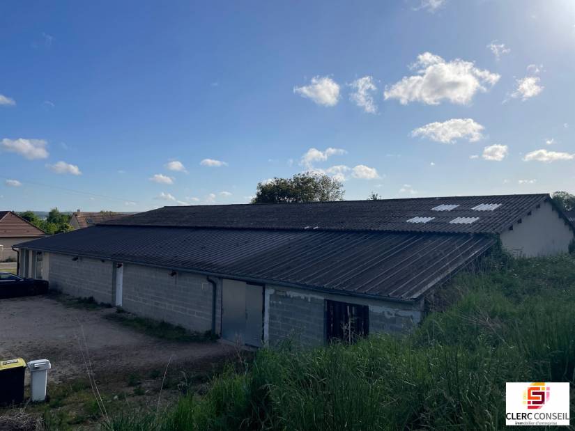 Vente - Local d'activité 780m² - Saint-aubin-sur-gaillon