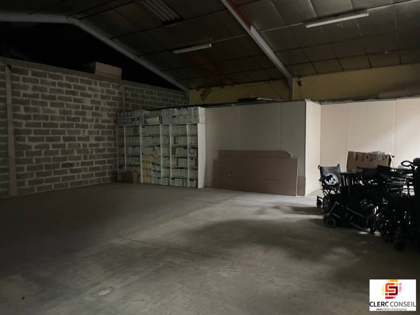 Vente - Local d'activité 780m² - Saint-aubin-sur-gaillon