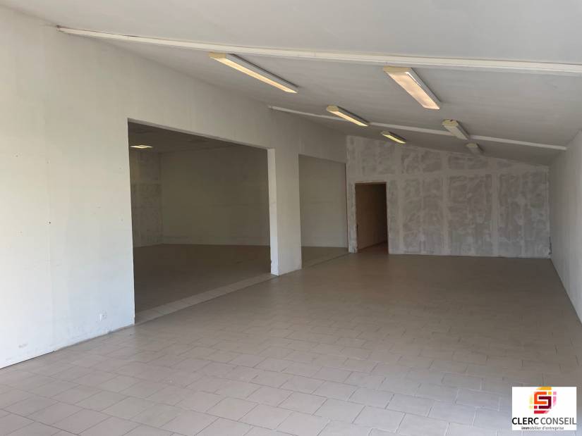 Vente - Local d'activité 780m² - Saint-aubin-sur-gaillon