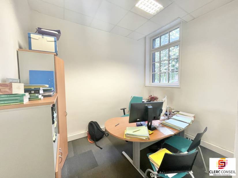 Location - Local commercial 151m² - Rouen