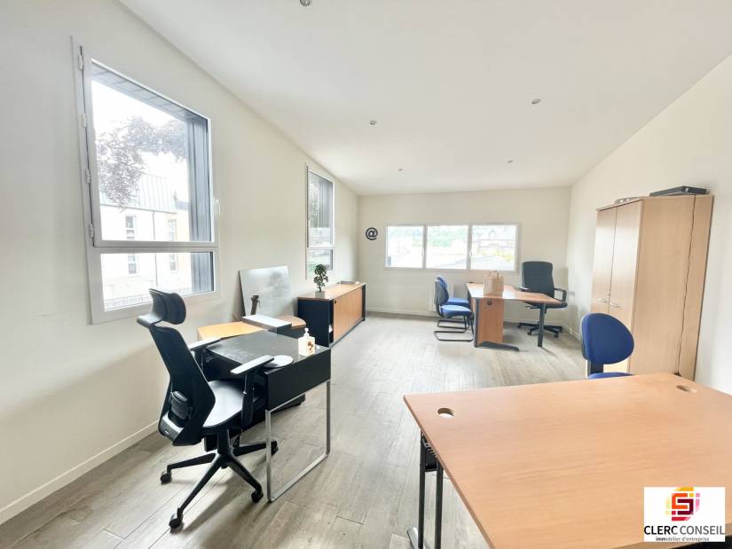 Location - Bureaux 92m² - Déville-lès-rouen