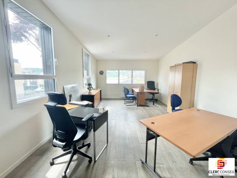 Location - Bureaux 92m² - Déville-lès-rouen