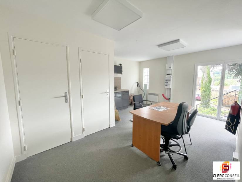 Location - Bureaux 92m² - Déville-lès-rouen