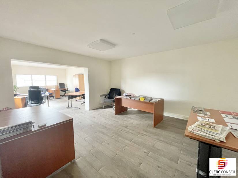 Location - Bureaux 92m² - Déville-lès-rouen