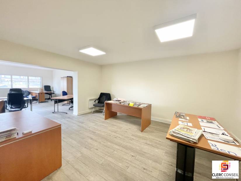 Location - Bureaux 92m² - Déville-lès-rouen