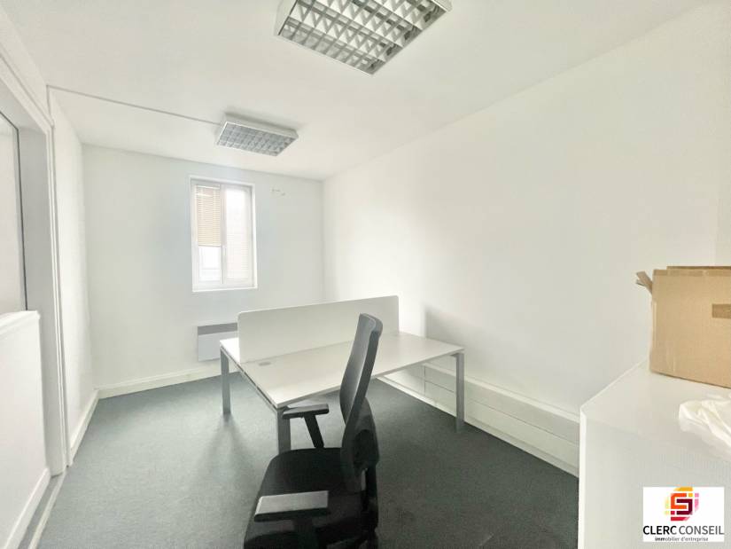 Location - Bureaux 97m² - Rouen