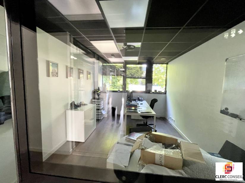 Location - Bureaux 454m² - Mont-saint-aignan