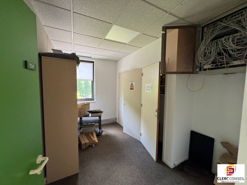 Vente - Bureaux 2660m² - Mont-saint-aignan