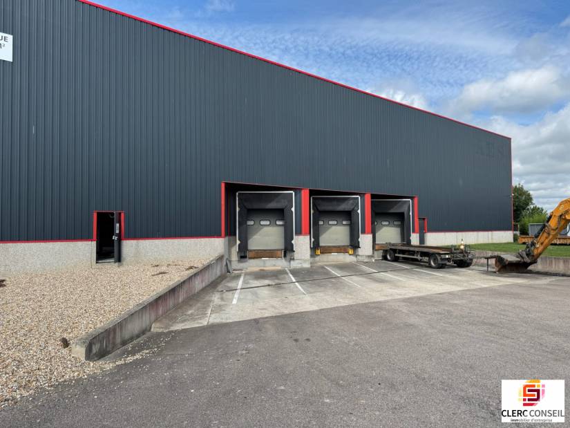 Location - Local d'activité 2750m² - Heudebouville
