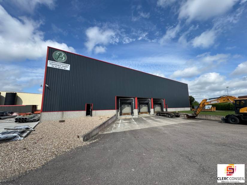 Location - Local d'activité 2750m² - Heudebouville