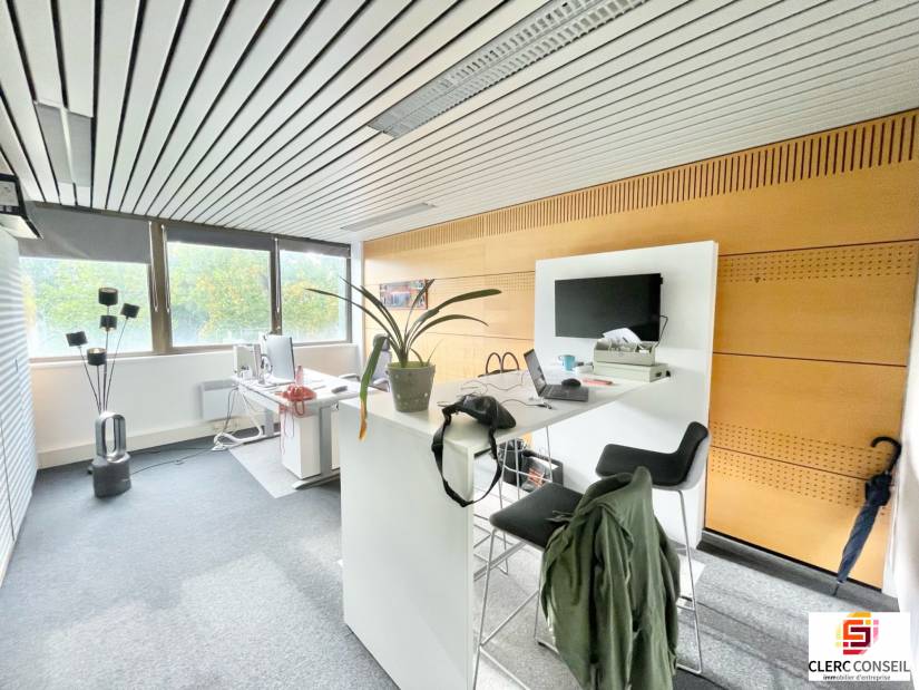 Location - Bureaux 318m² - Rouen