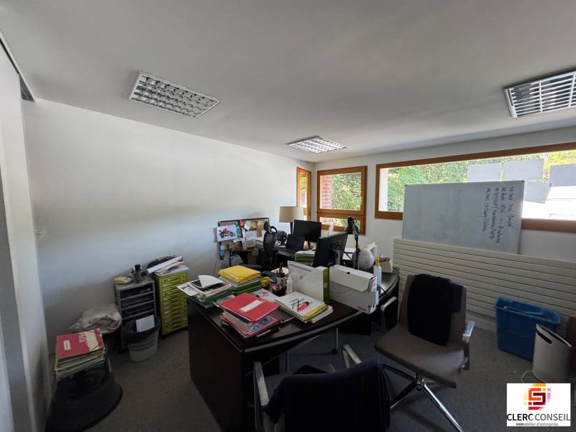 Location - Bureaux 346m² - Bois-guillaume