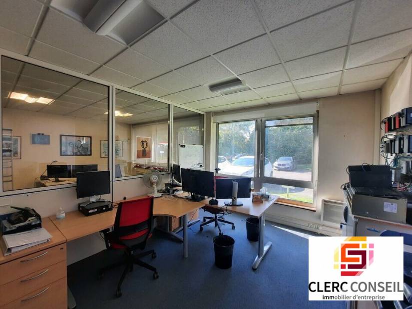 Location - Bureaux 217m² - Mont-saint-aignan