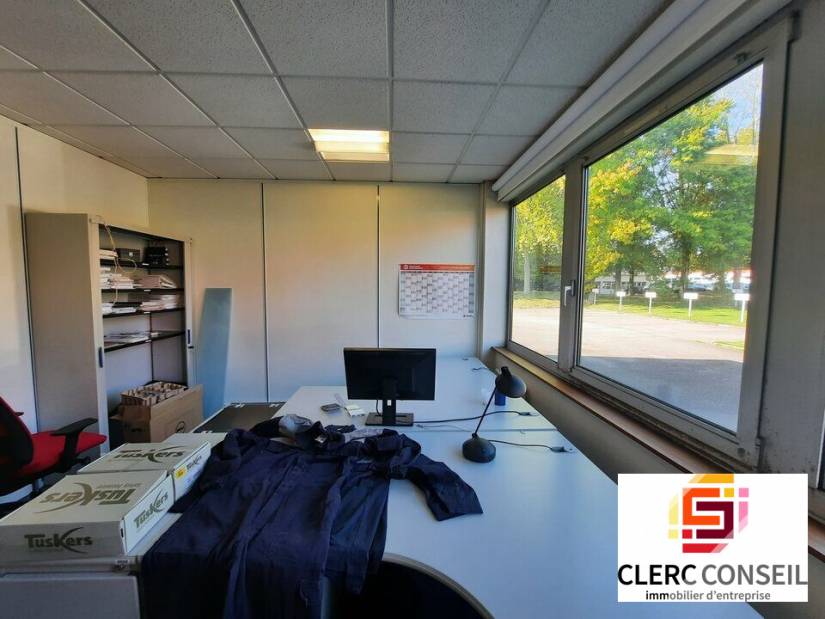 Location - Bureaux 217m² - Mont-saint-aignan