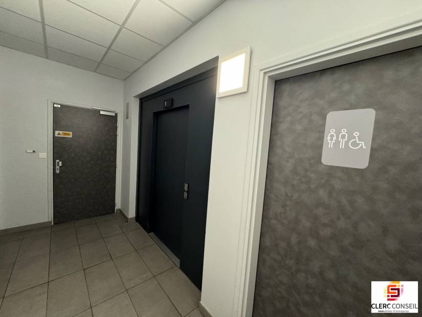 Location - Bureaux 417m² - Rouen