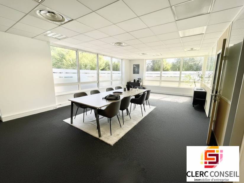 Location - Bureaux 147m² - Mont-saint-aignan