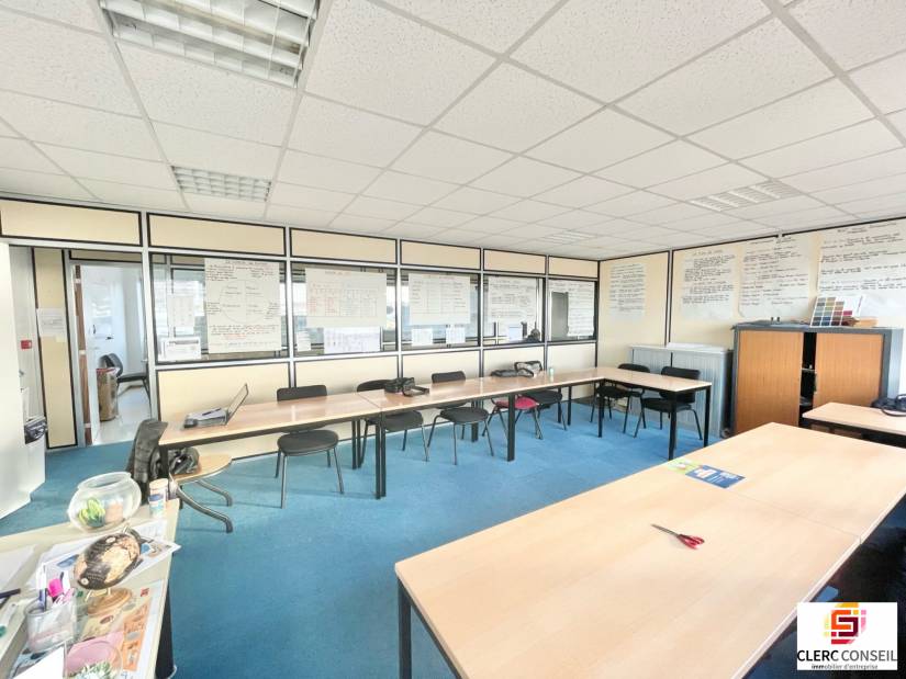 Location - Bureaux 192m² - Saint-Étienne-du-rouvray