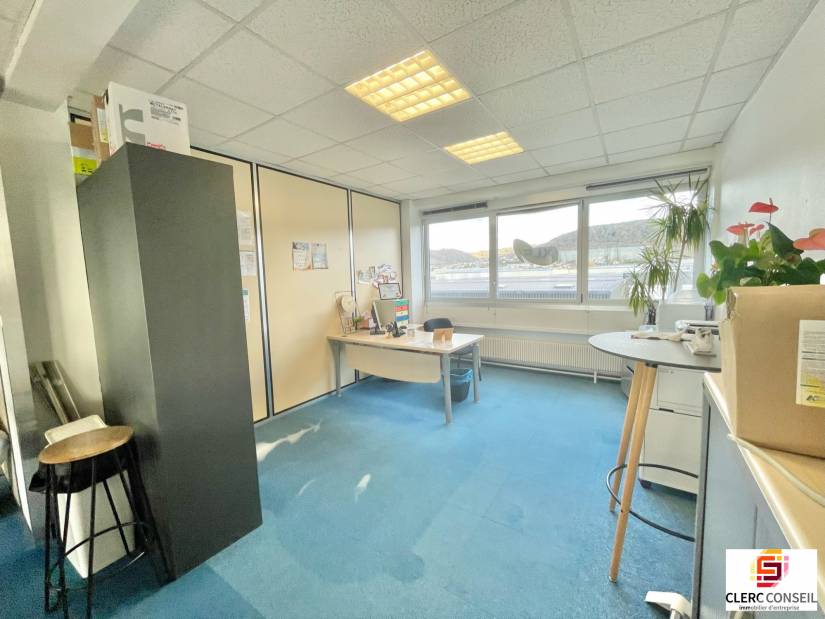 Location - Bureaux 192m² - Saint-Étienne-du-rouvray