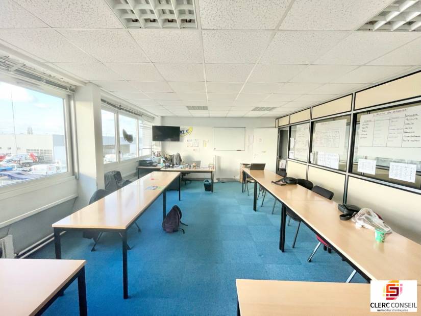 Location - Bureaux 192m² - Saint-Étienne-du-rouvray