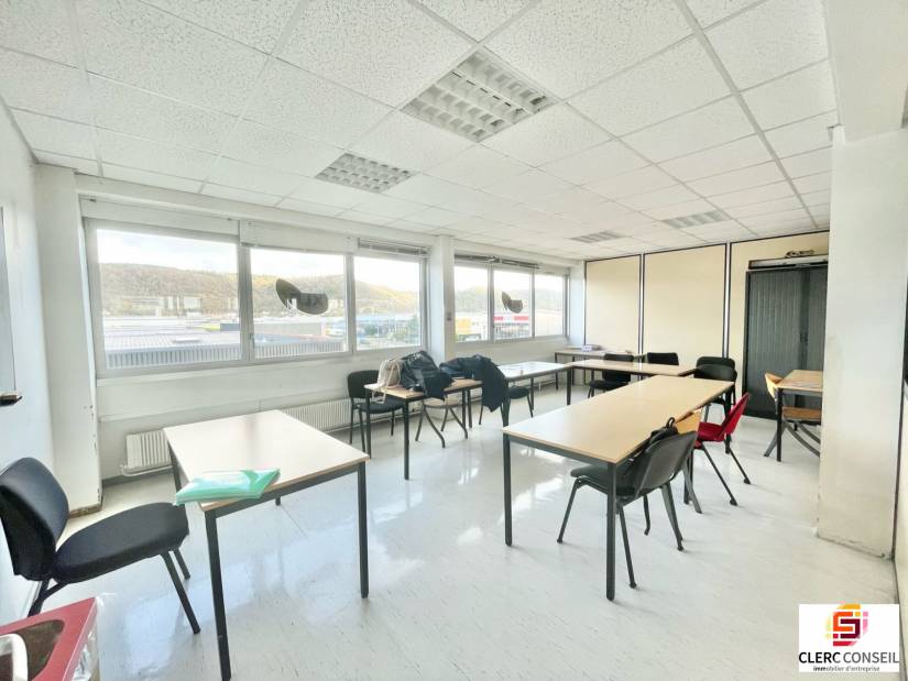 Location - Bureaux 192m² - Saint-Étienne-du-rouvray