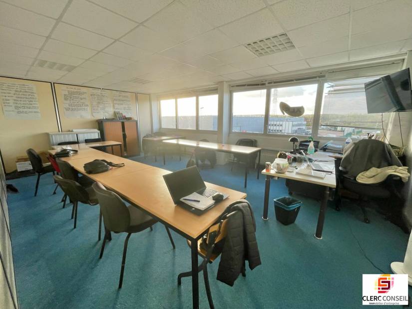 Location - Bureaux 192m² - Saint-Étienne-du-rouvray