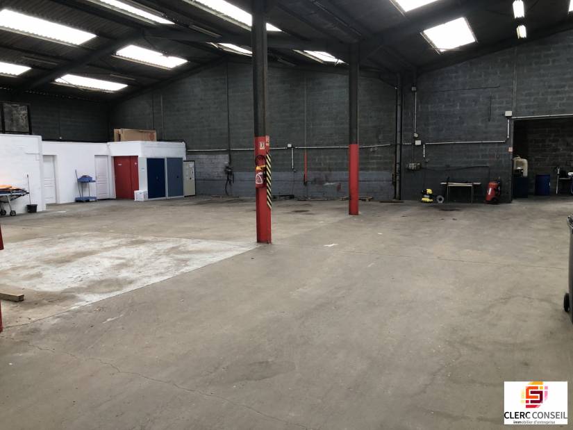 Vente - Local d'activité 950m² - Verneuil d'avre et d'iton