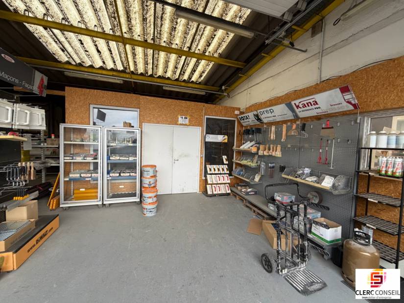 Location - Local d'activité 1000m² - Sotteville-lès-rouen