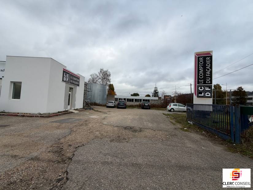 Location - Local d'activité 1000m² - Sotteville-lès-rouen