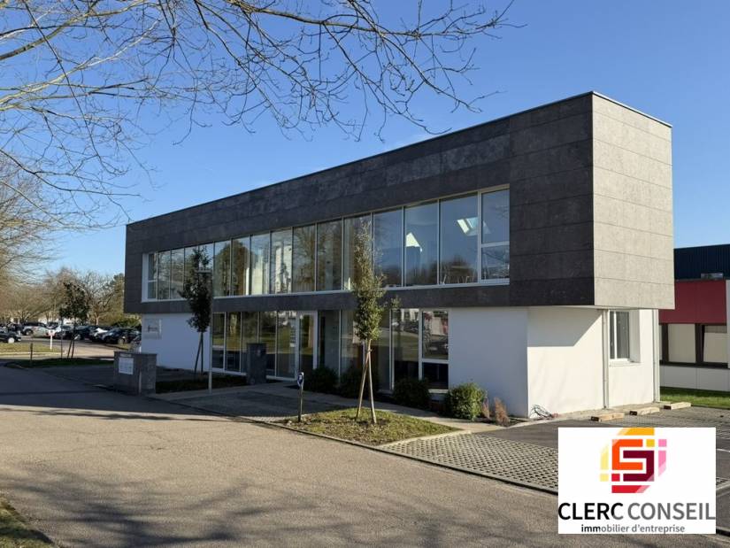 Location - Bureaux 73m² - Mont-saint-aignan