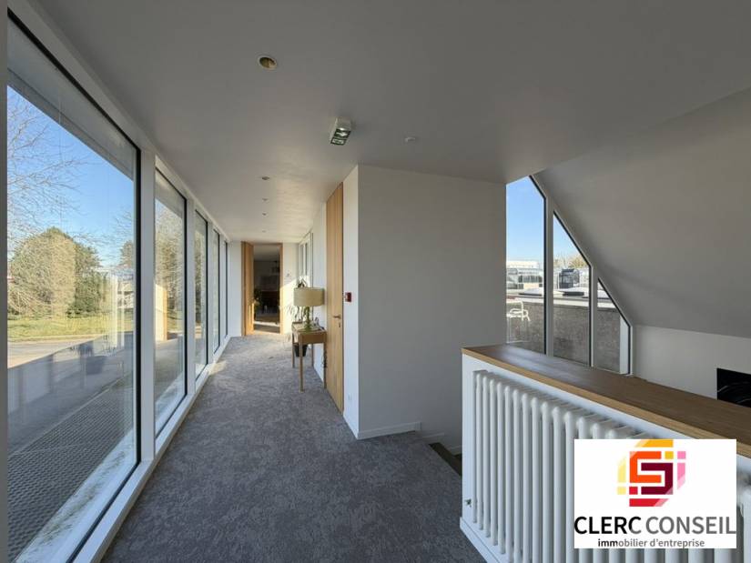 Location - Bureaux 73m² - Mont-saint-aignan