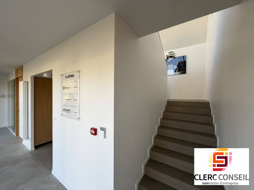 Location - Bureaux 115m² - Mont-saint-aignan