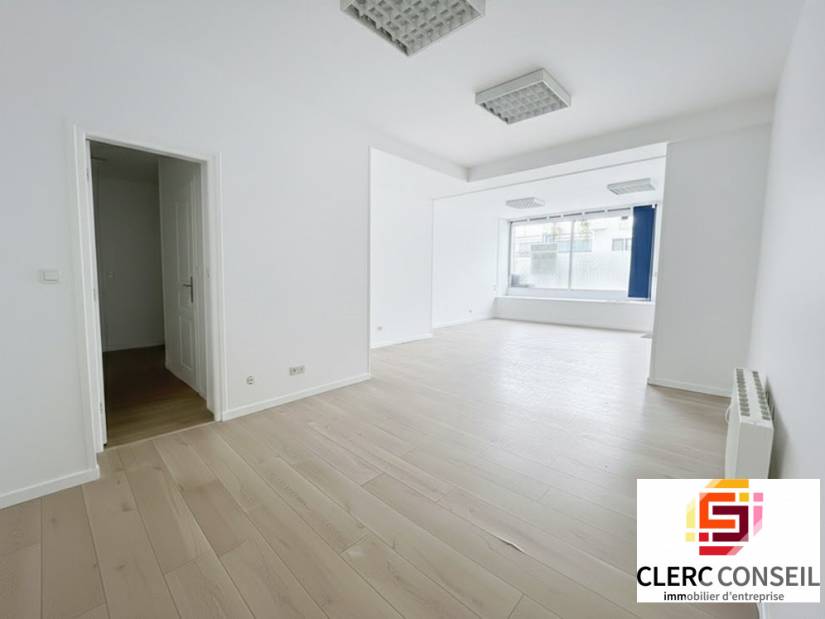 Location - Local commercial 87m² - Saint-Étienne-du-rouvray