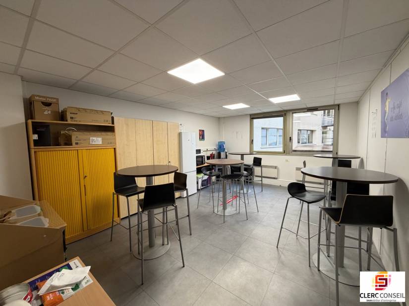 Location - Bureaux 1143m² - Rouen