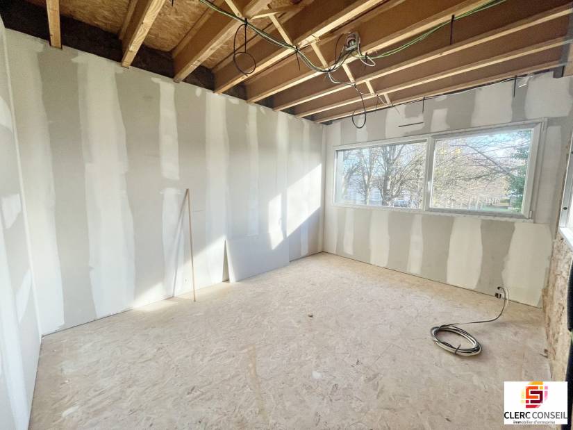 Location - Bureaux 85m² - Mont-saint-aignan