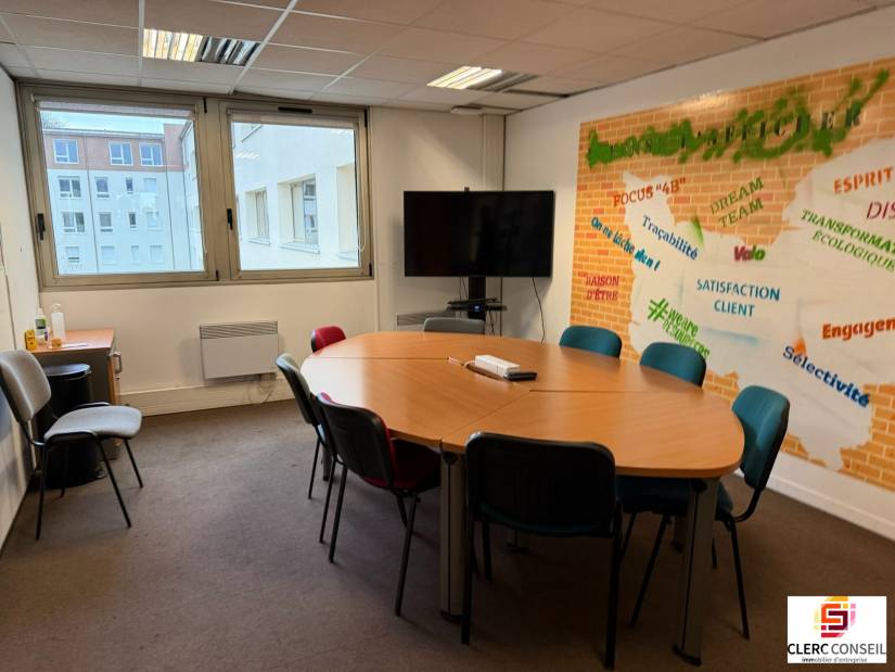 Location - Bureaux 866m² - Rouen