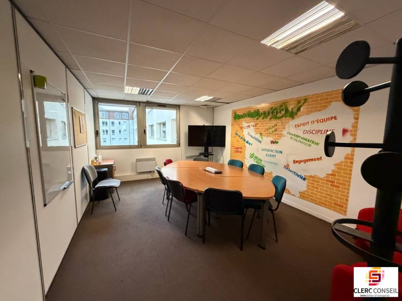 Location - Bureaux 866m² - Rouen