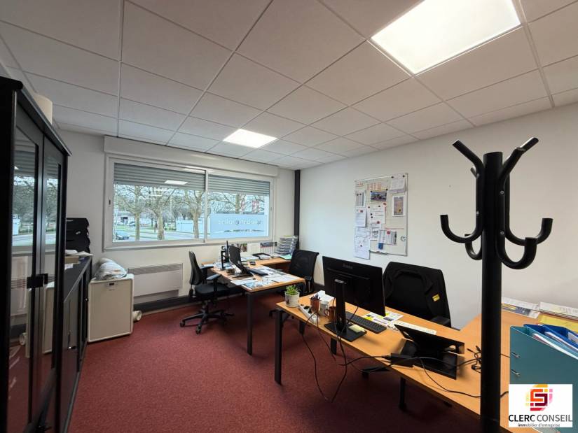 Location - Local d'activité 835m² - Le grand-quevilly