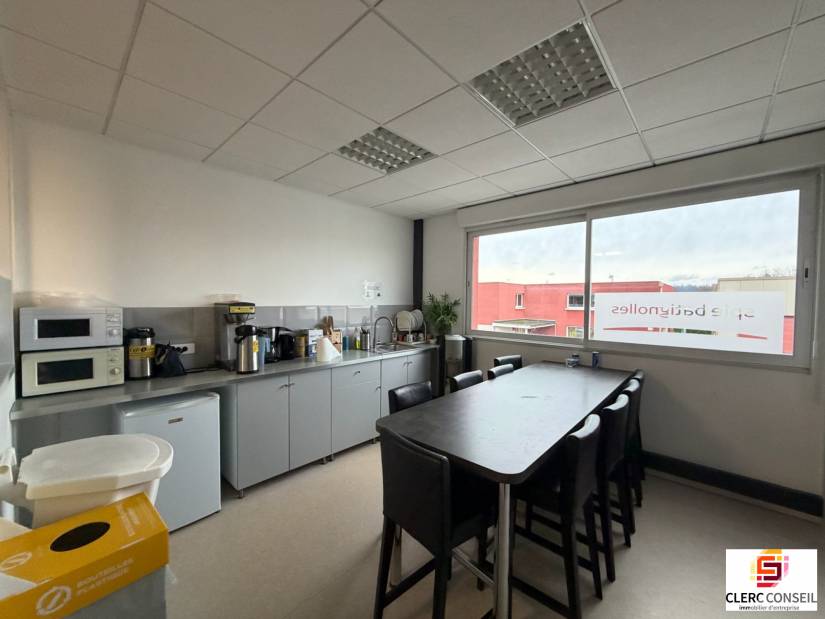 Location - Local d'activité 835m² - Le grand-quevilly