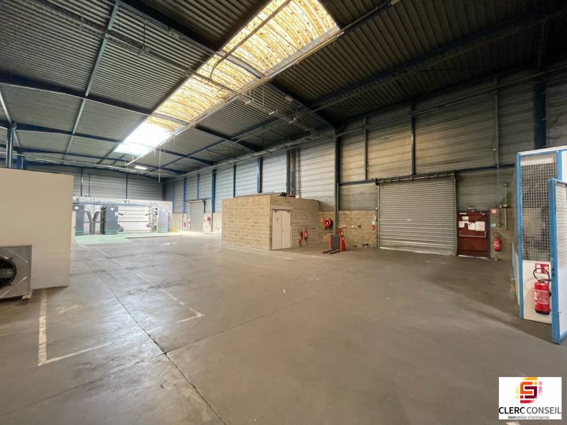 Location - Local d'activité 4723m² - Saint-Étienne-du-rouvray