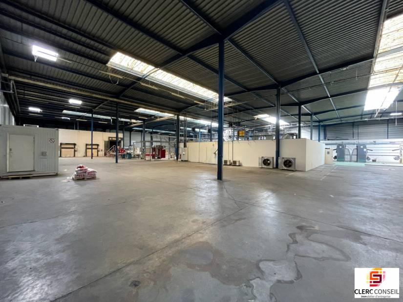 Location - Local d'activité 4723m² - Saint-Étienne-du-rouvray