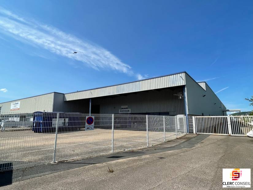 Location - Local d'activité 4723m² - Saint-Étienne-du-rouvray