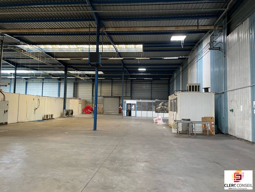 Location - Local d'activité 4723m² - Saint-Étienne-du-rouvray