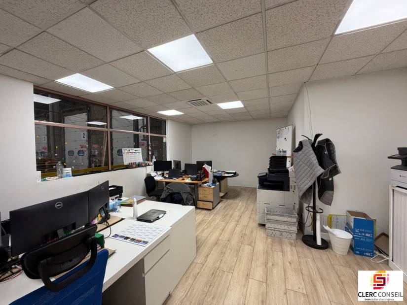 Vente - Bureaux 5282m² - Val-de-reuil