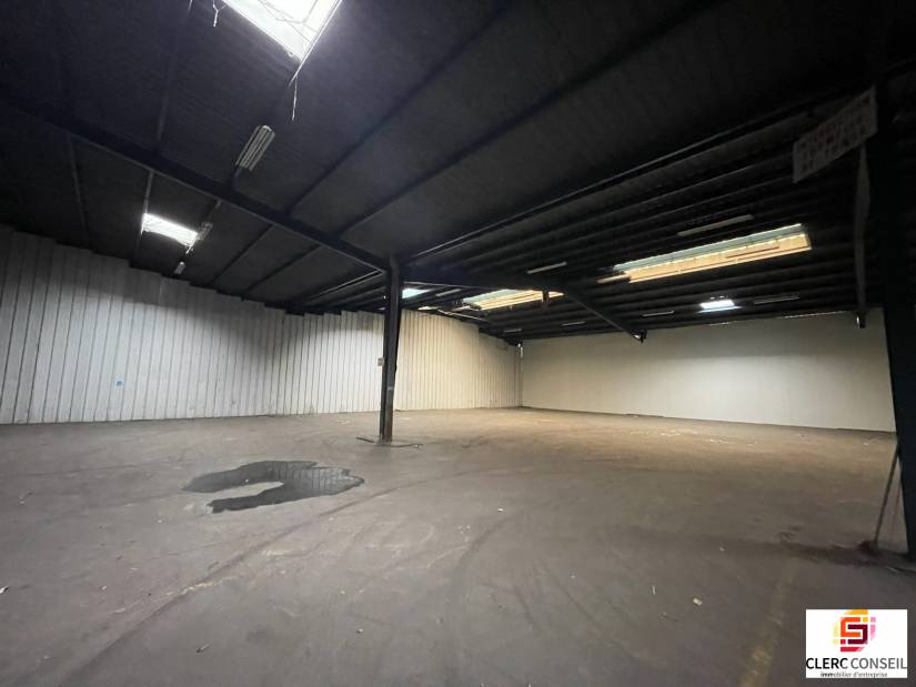 Location - Local d'activité 600m² - Sotteville-lès-rouen