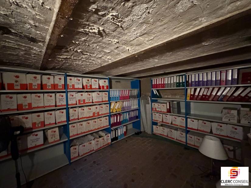 Location - Local commercial 210m² - Bois-guillaume