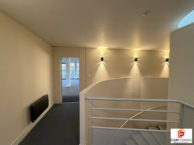 Location - Bureaux 170m² - Mont-saint-aignan