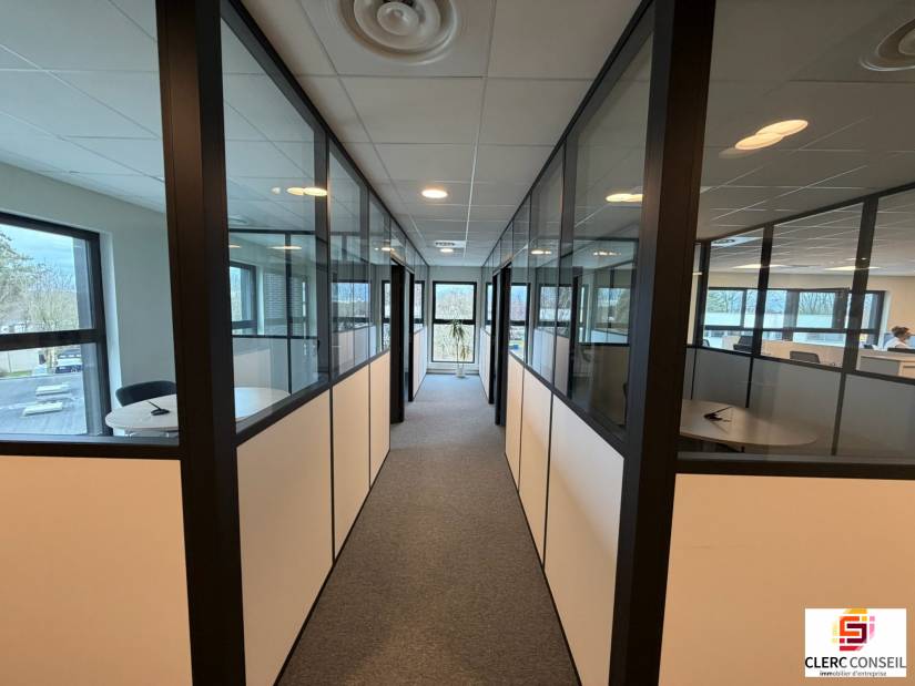 Location - Bureaux 228m² - Mont-saint-aignan